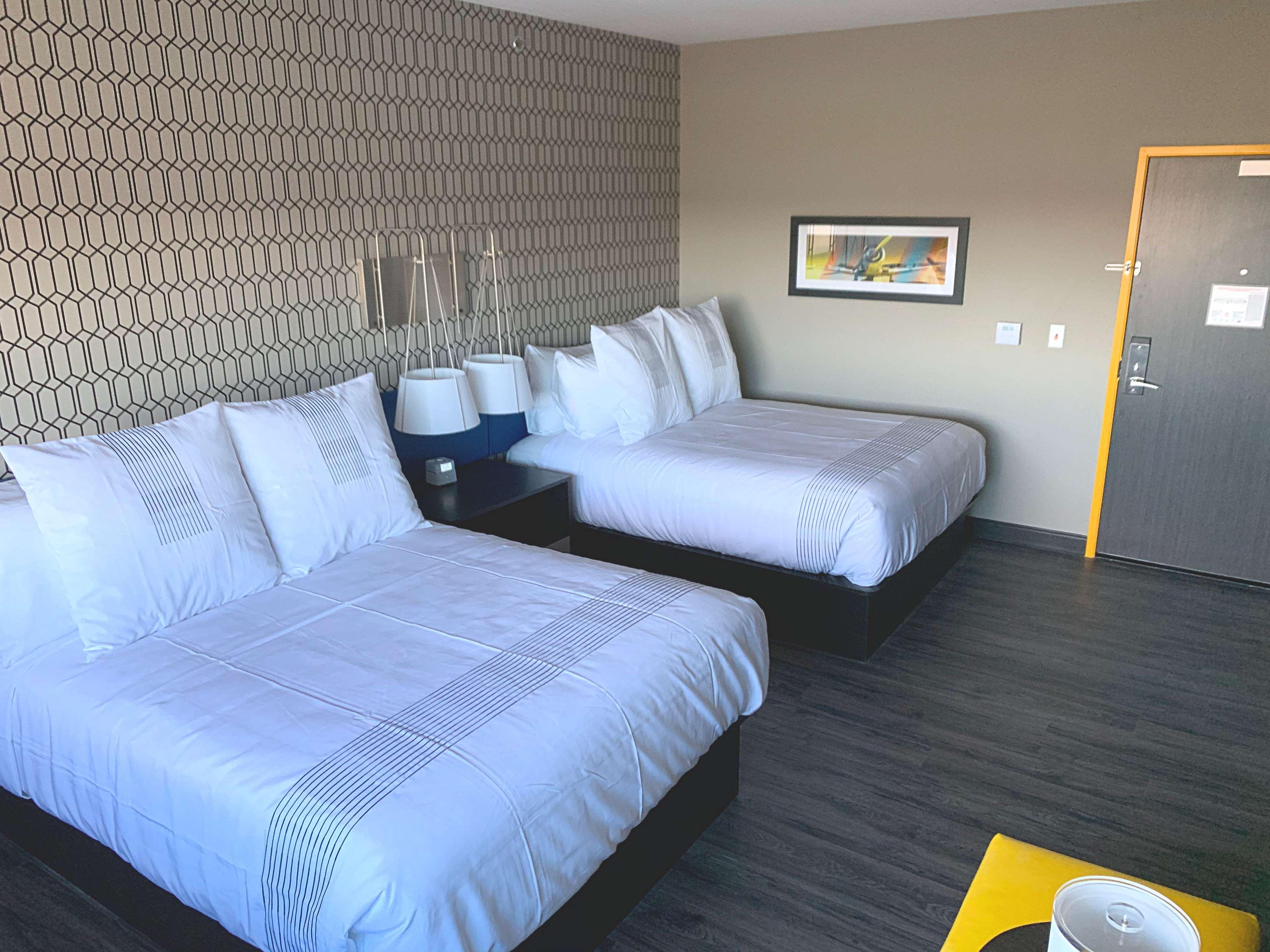Glo Best Western Dawley Farms In Sioux Falls Buitenkant foto