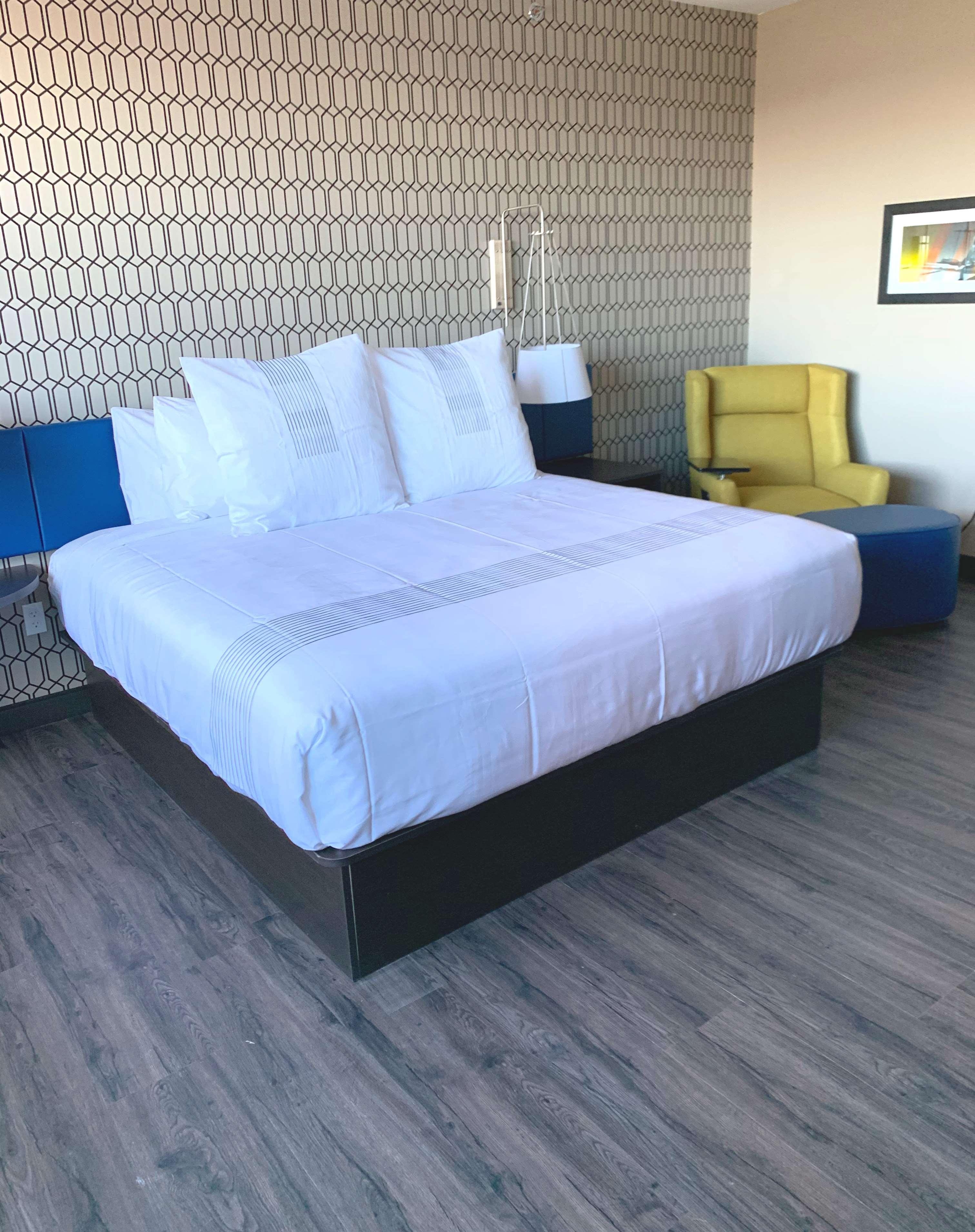 Glo Best Western Dawley Farms In Sioux Falls Buitenkant foto