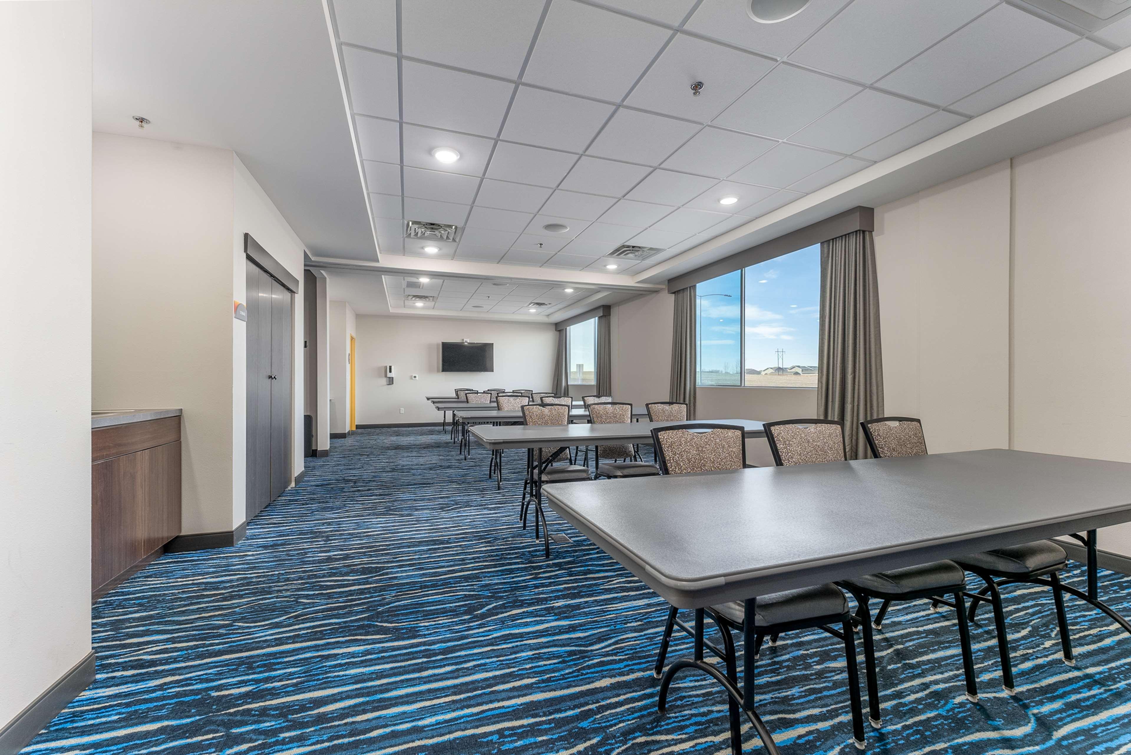 Glo Best Western Dawley Farms In Sioux Falls Buitenkant foto